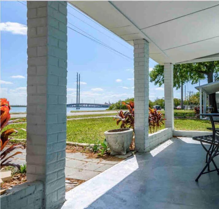 Apartamento The Pink Oasis Waterfront 1 Bed Apt Tampa Exterior foto