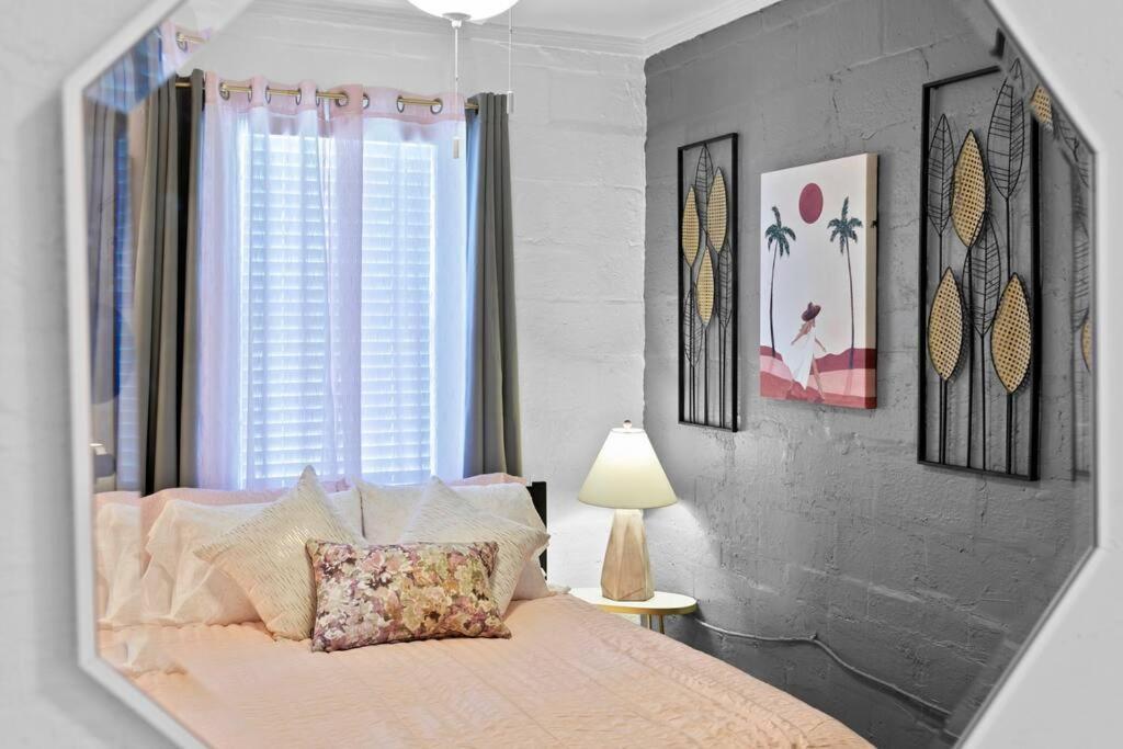 Apartamento The Pink Oasis Waterfront 1 Bed Apt Tampa Exterior foto